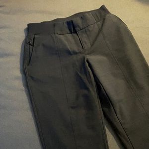 Athleta size 4 pull on gray slacks